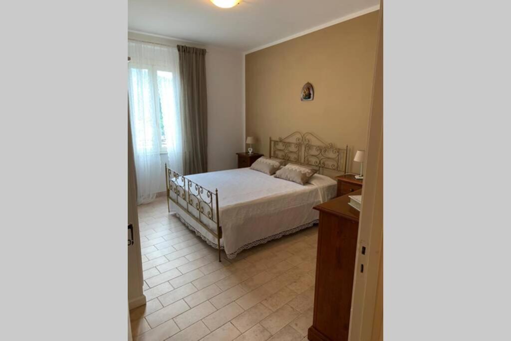 Casa Flea - Holiday Apartment With 2 Bedrooms Gualdo Tadino Exterior foto